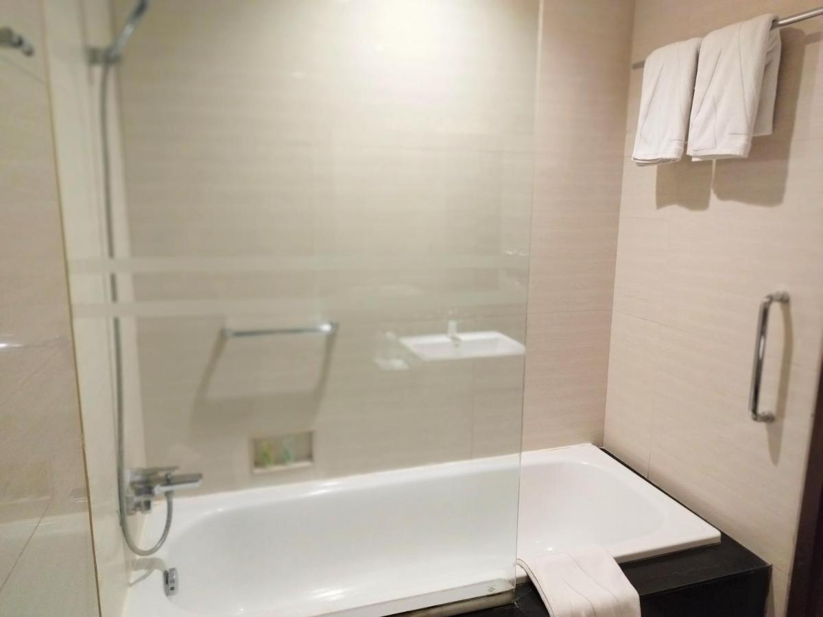 Suite City View,1349962657:JPEG